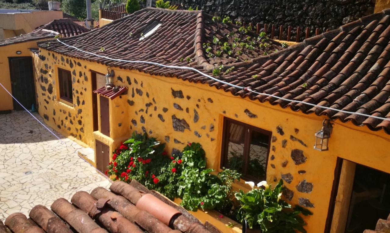 Country Private Studio El Amparo Екстериор снимка